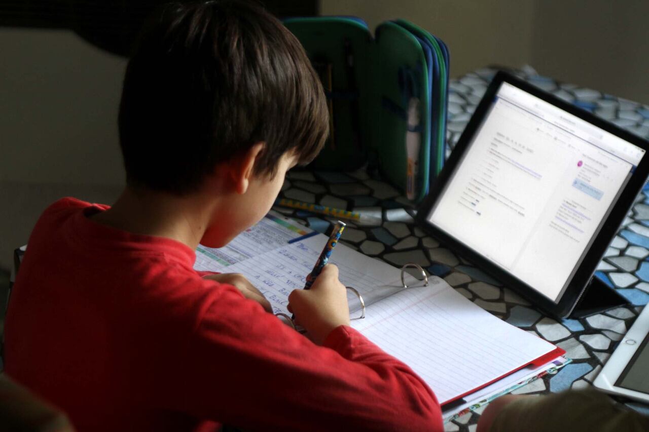 Ute-Ctera decidió mantener la educación a distancia los tres días hábiles que quedan de la semana a pesar de la decisión de Larreta.