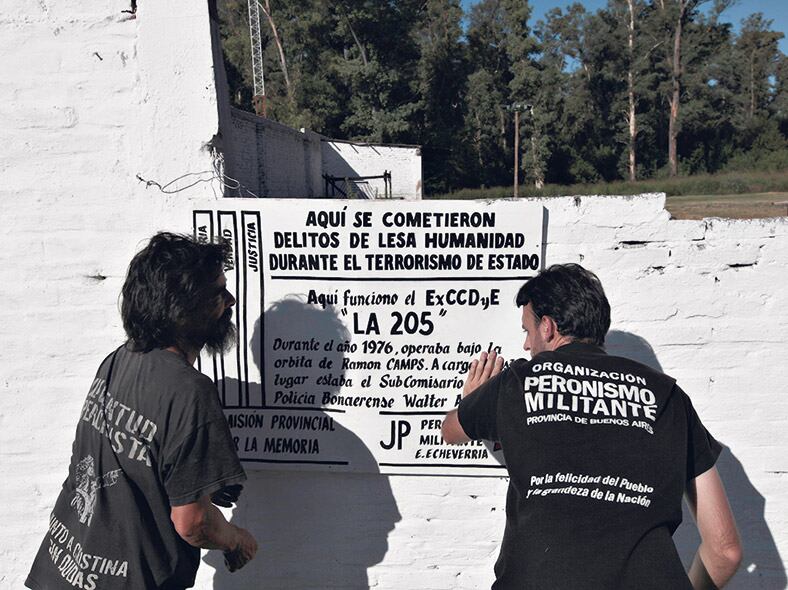 En el ex centro clandestino de detención "La 205" ahora funciona el Grupo de Prevención Motorizada.