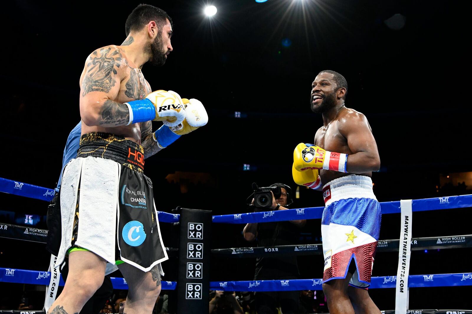 Gotti cayó en la trampa verbal de Mayweather durante la primera pelea.