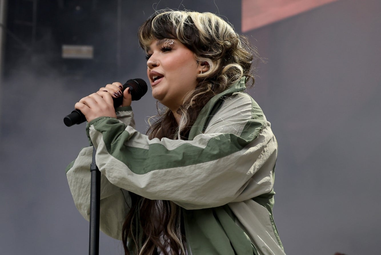 En su comunicado, la intérprete de Messy fue contundente: "Me ausentaré por un tiempo"