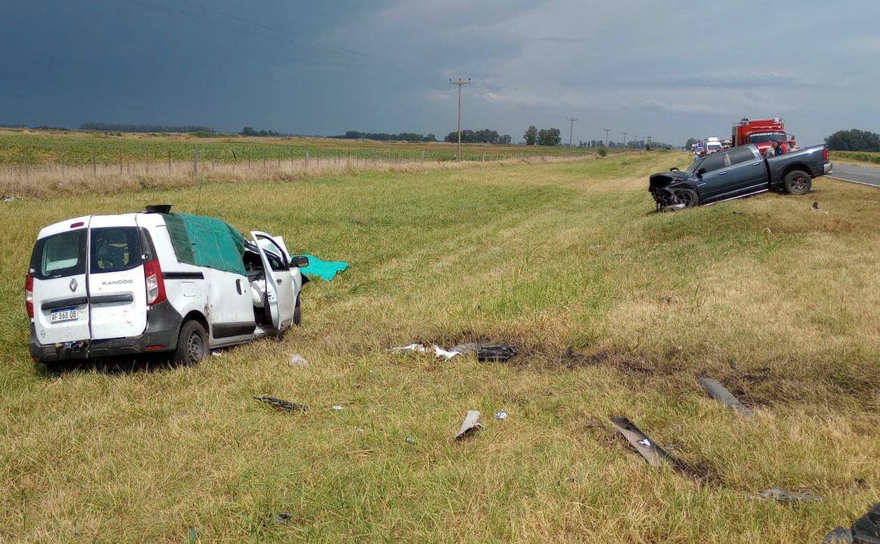 El lugar del accidente en la ruta 5, donde Michael Díaz chocó de frente con un utilitario. Su esposa y el chofer del otro vehículo murieron.