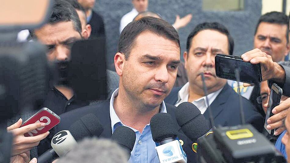 Flavio Bolsonaro fue electo como senador en el estado de Río de Janeiro por el PSL.