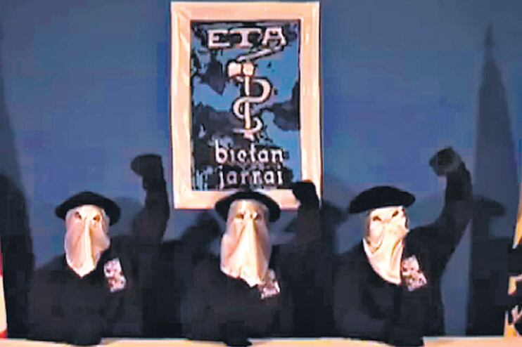 Imagen del anuncio del cese de fuego de 2010, preludio del fin de la lucha armada.