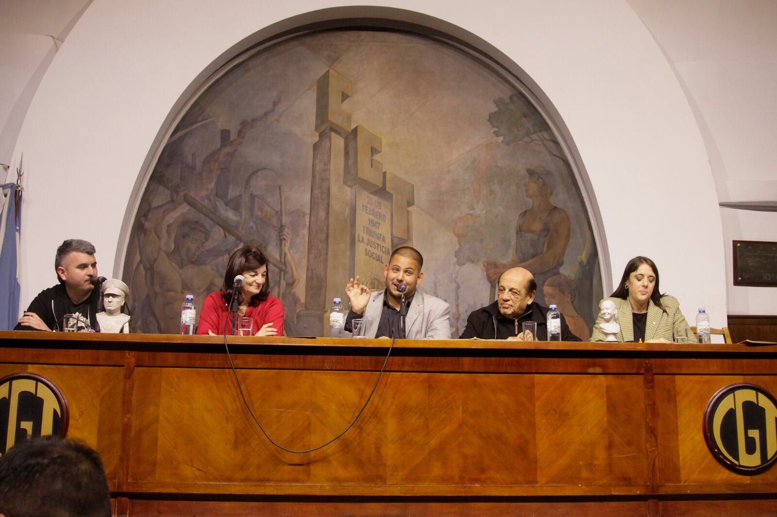 "Perón vuelve a Vallese"