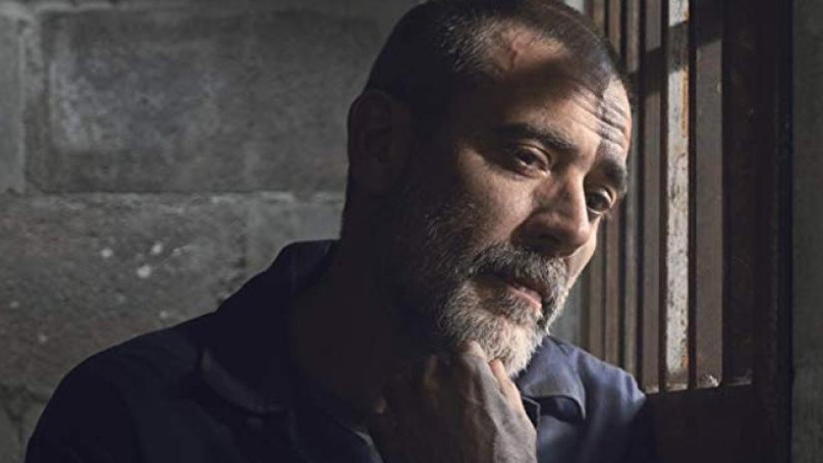 Negan parece lejos de aquel asesino del bate con púas.