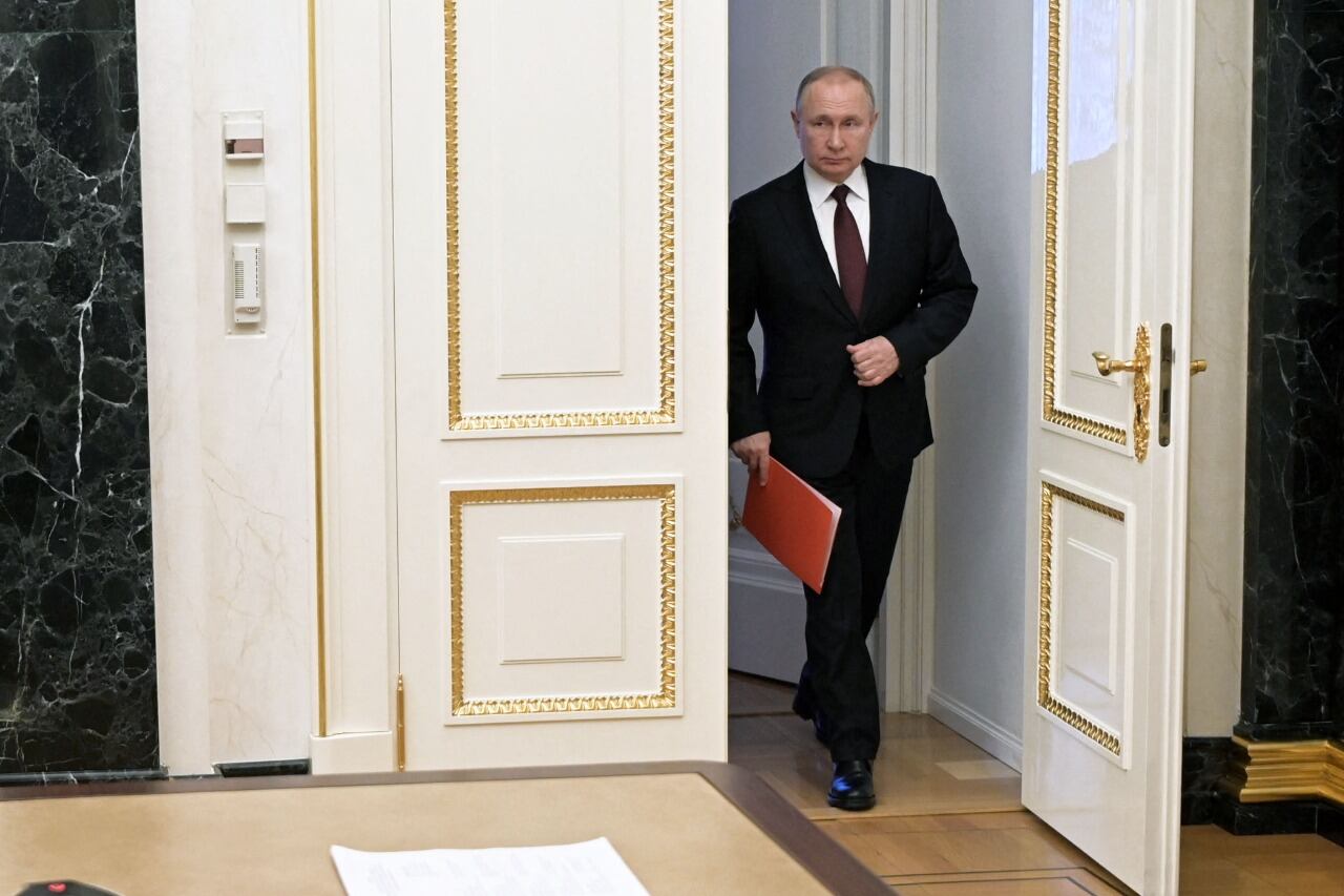 Putin mantuvo un diálogo telefónico con su par chino Xi,