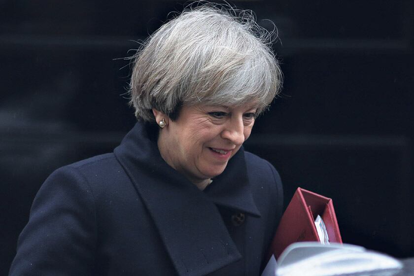 May ofrece a los europeos lo que quería Cameron hace un año y ella boicoteó.