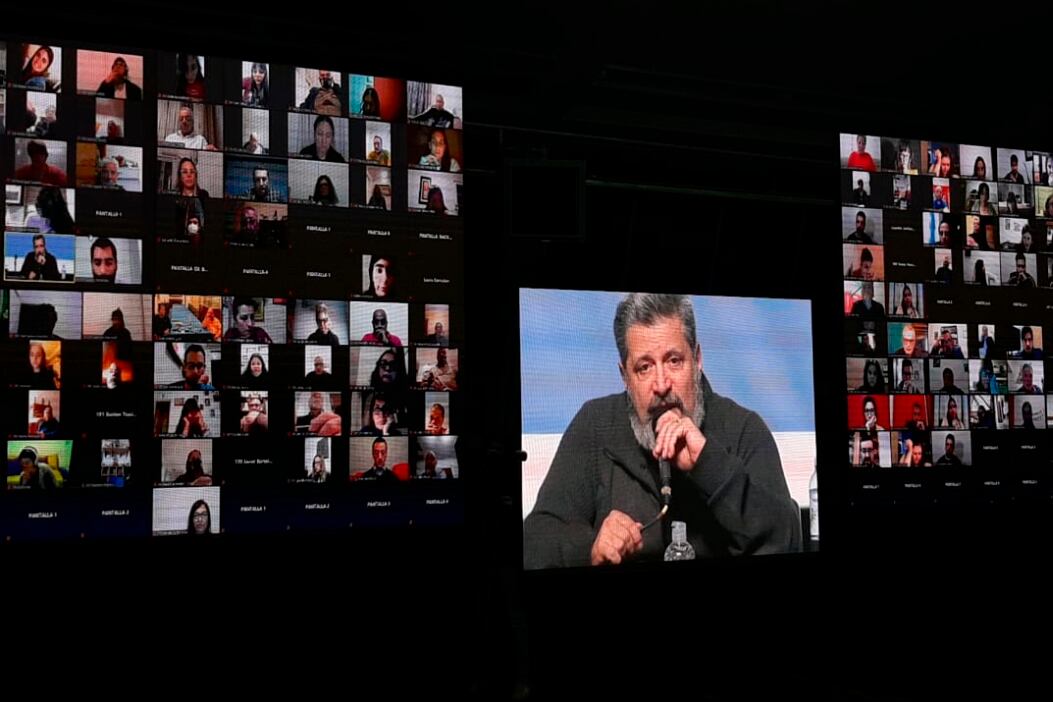 Víctor Santa María fue elegido presidente del Congreso del PJ porteño.