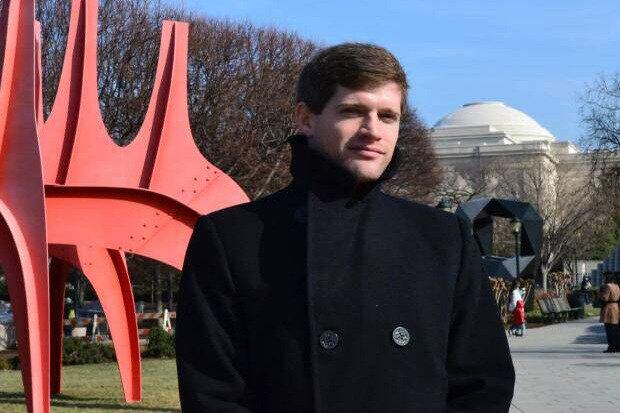 Klein tiene 46 años y admira a la dictadura a la que sirvió su tío. 