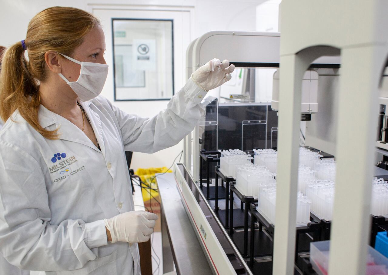 Análisis de muestras de viruela del mono en la Argentina. 