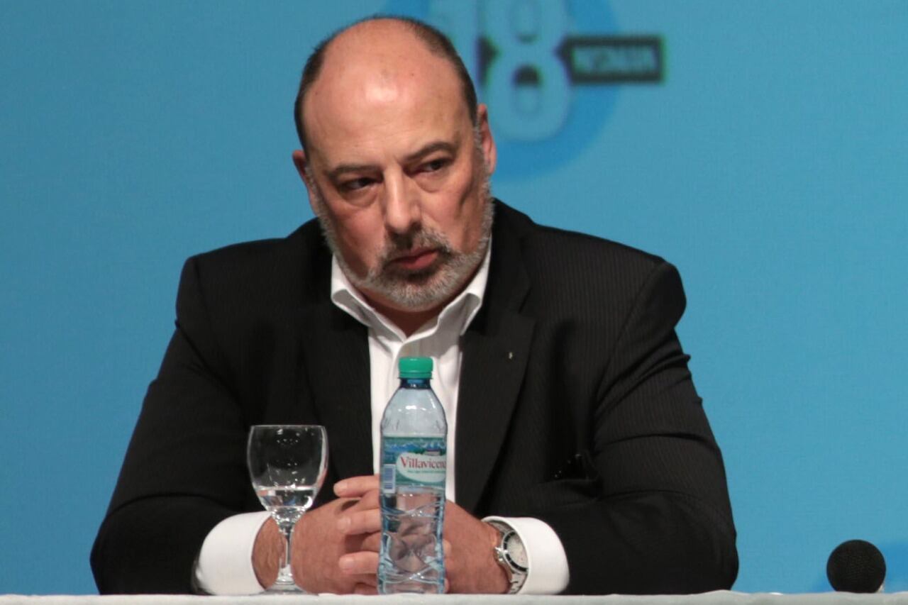 La denuncia del Gobierno a Mauricio Macri por la colaboración con material bélico al Gobierno de Bolivia le tocó a Javier López Biscayart, juez en lo  penal económico.