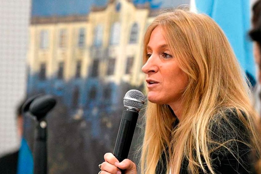 Florencia Carignano mostró los agresivos mensajes que recibió tras el ataque misógino de Fernando Iglesias.