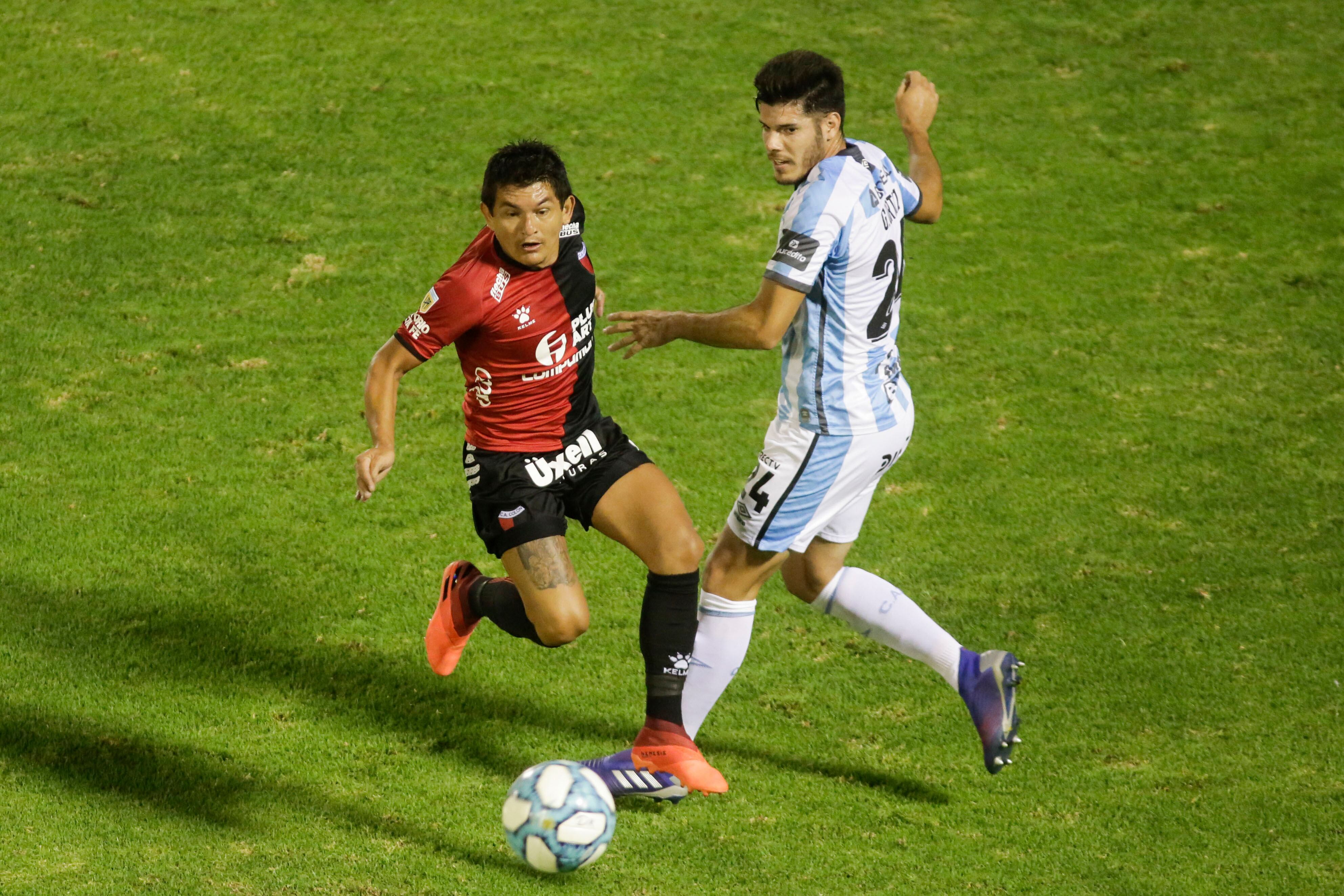 Rodríguez convirtió ante su ex equipo Atlético Tucumán.