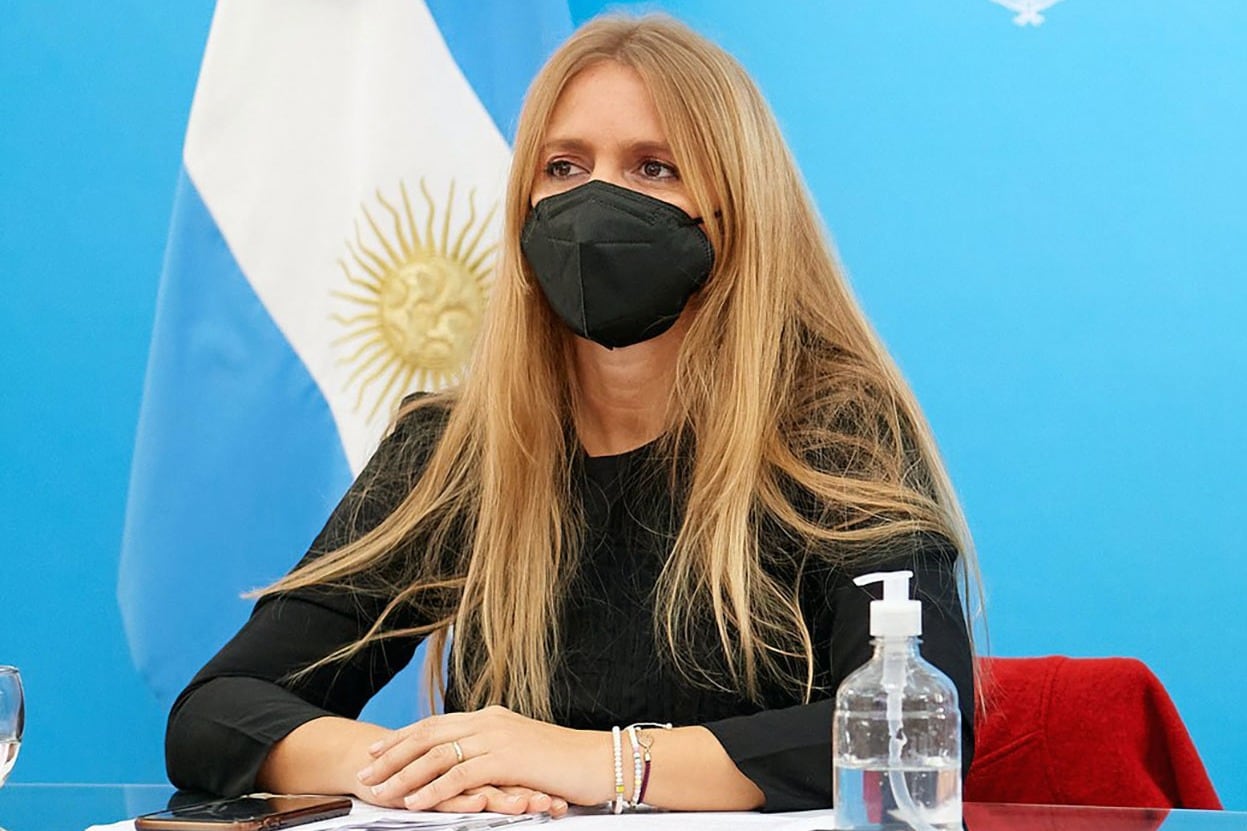 Carignano, directora nacional de Migraciones.