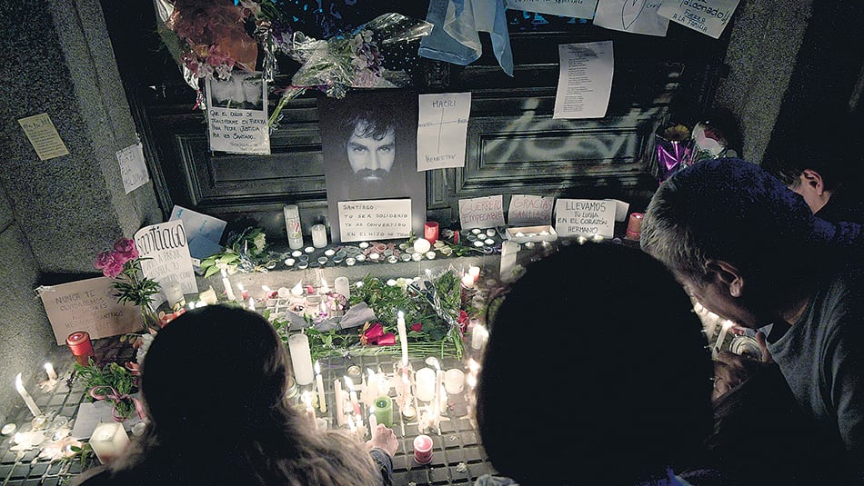 El cuerpo de Santiago Maldonado apareció hace un año en el río Chubut.