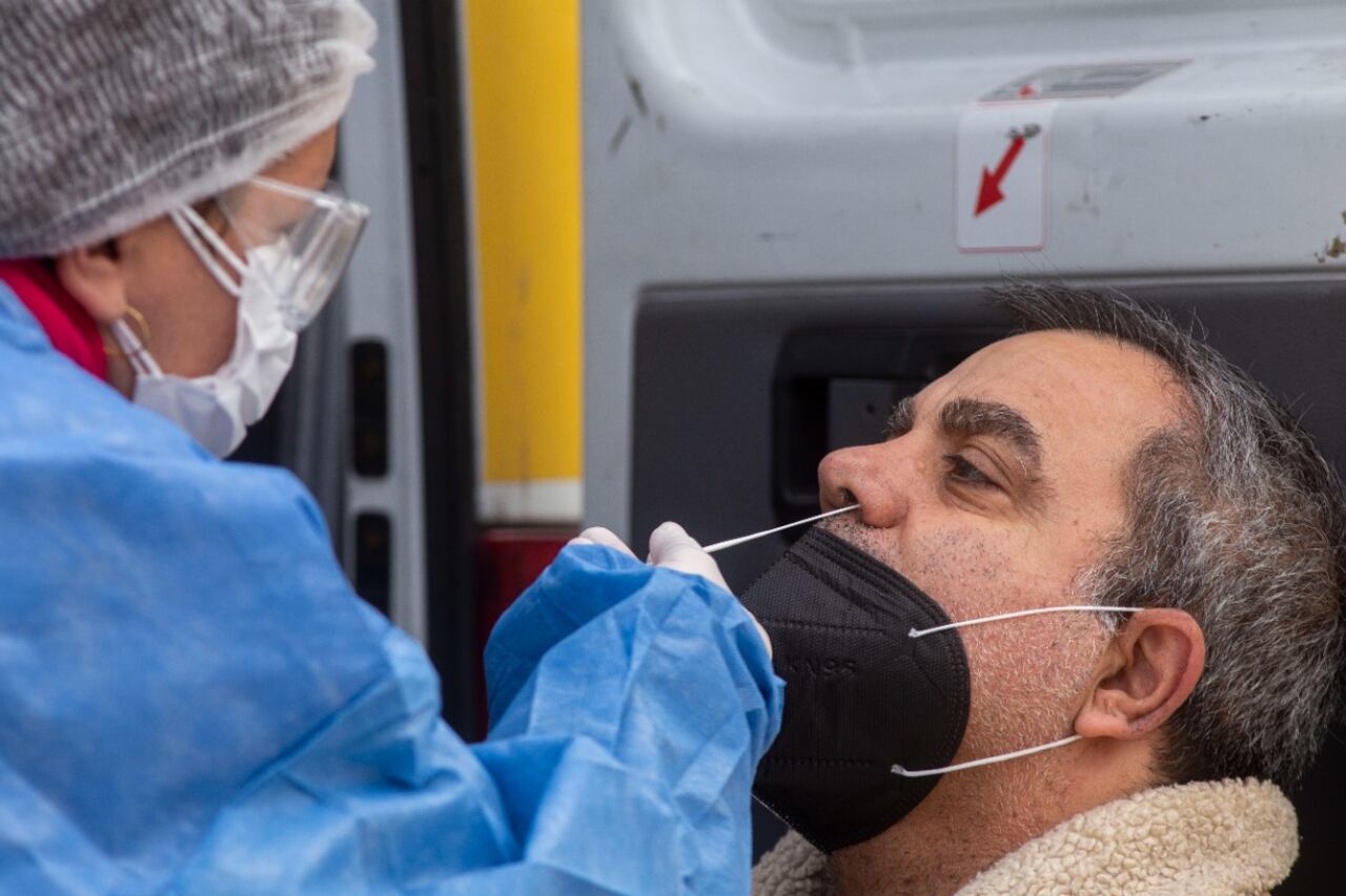 Hay por el momento 3298 personas internadas en Unidades de Terapia Intensiva.