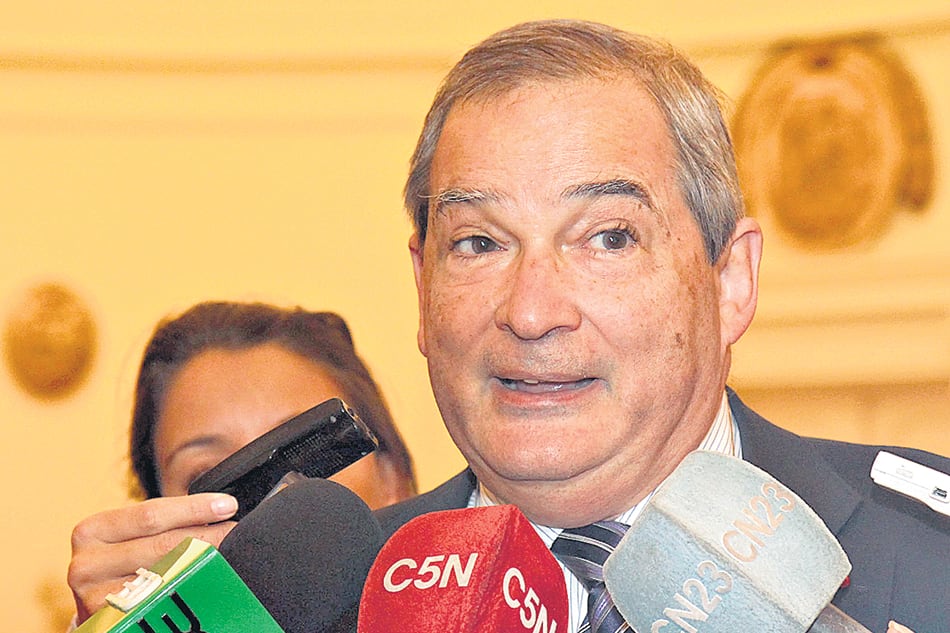 El ministro de Salud, Jorge Lemus, lleva adelante una gestión muy criticada.