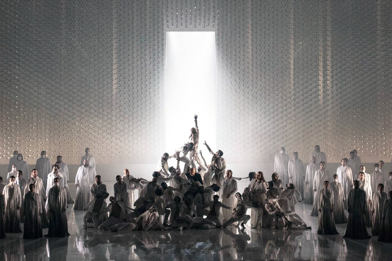 Nueva versión de Nabucco, a 31 años de su última representación en el Teatro Colón.