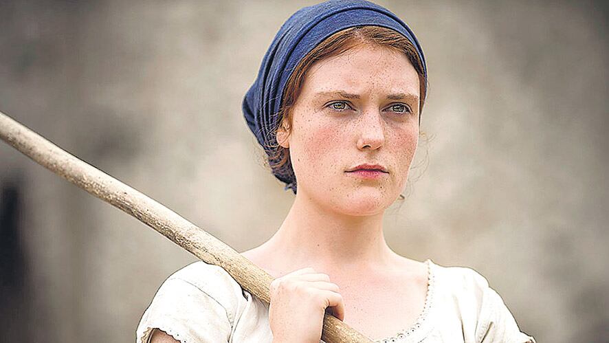 Iris Bry, toda una revelación en su debut cinematográfico en Les Gardiennes, de Xavier Beauvois.