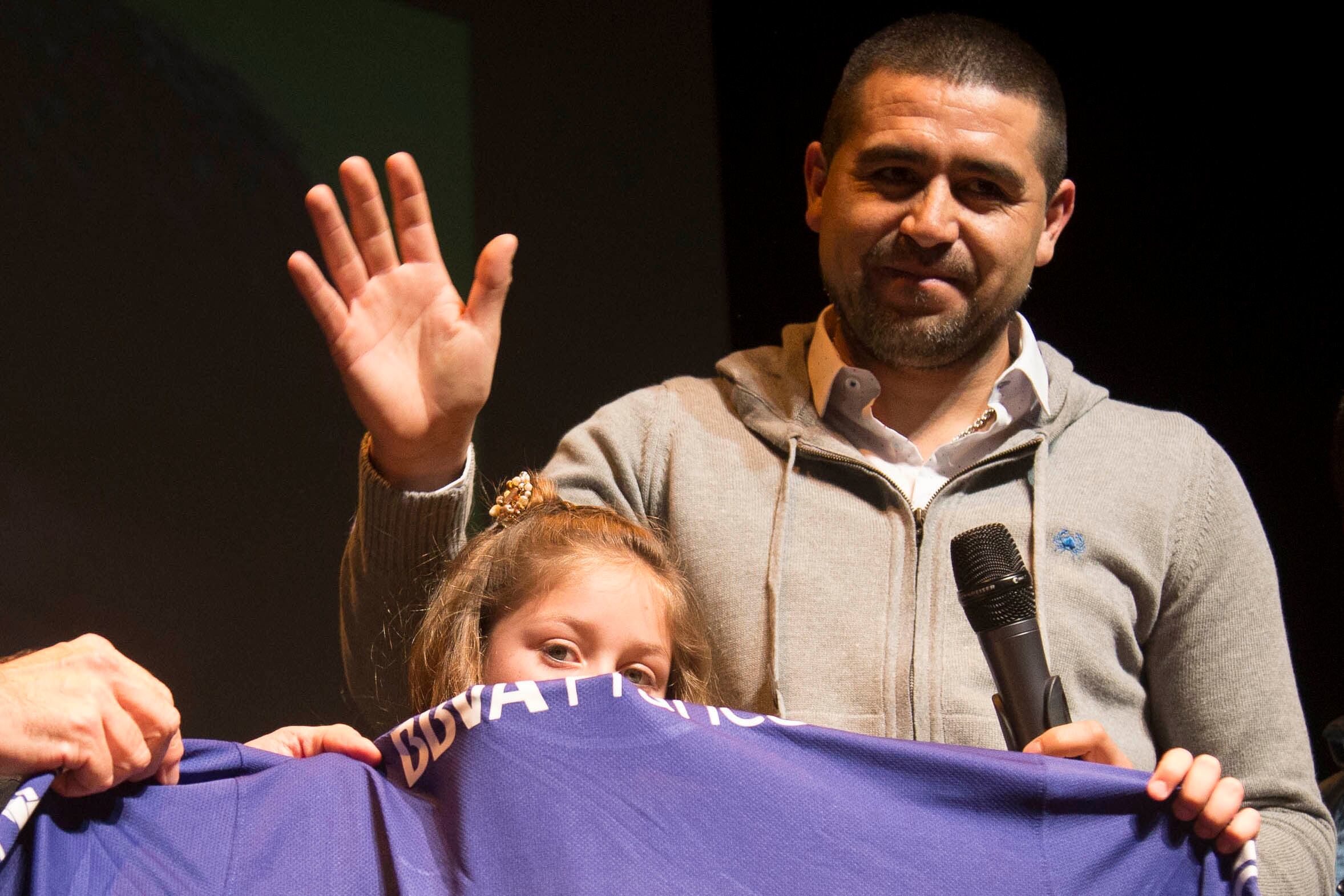 Riquelme jugará en la política interna de Boca: irá como vice segundo de Ameal y Pergolini.