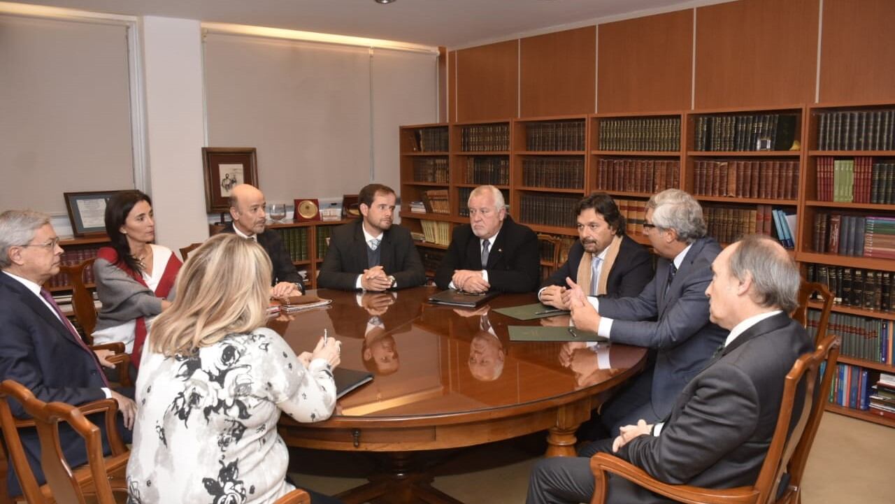 Jueces de la Corte con Sáenz el año pasado