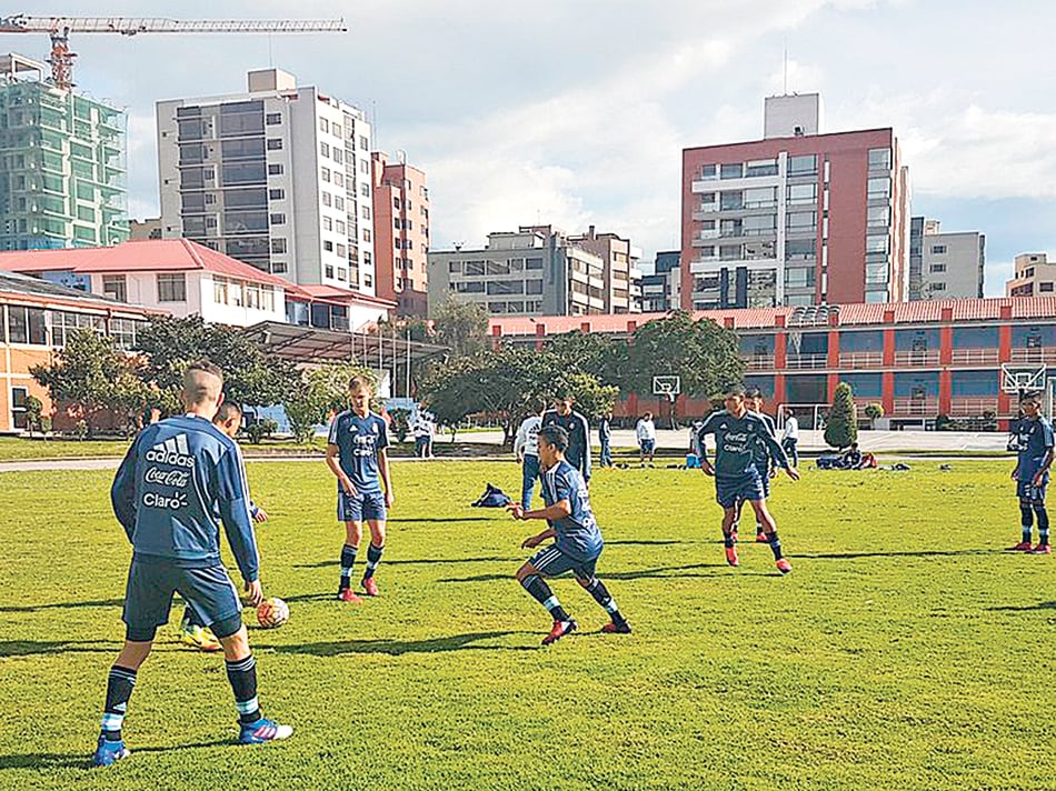 En esta fase del torneo, los argentinos ganaron un partido y perdieron dos.