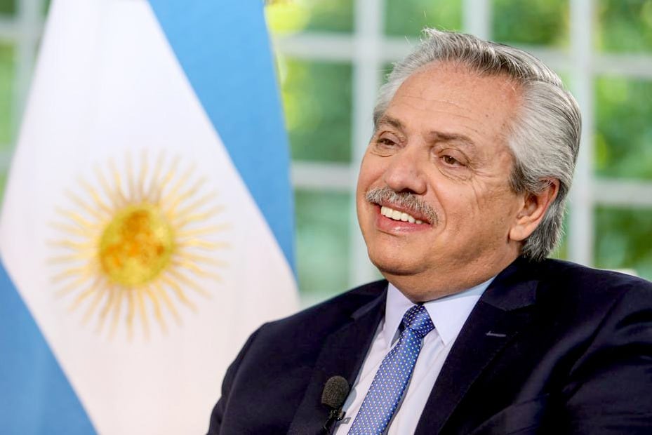 "Creyeron que las universidades no eran para los hijos de los trabajadores", escribió el Presidente.