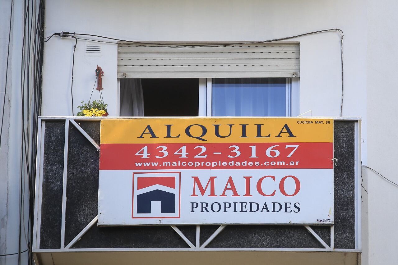 Blanquear un contrato tendría un costo de 500 pesos por mes.