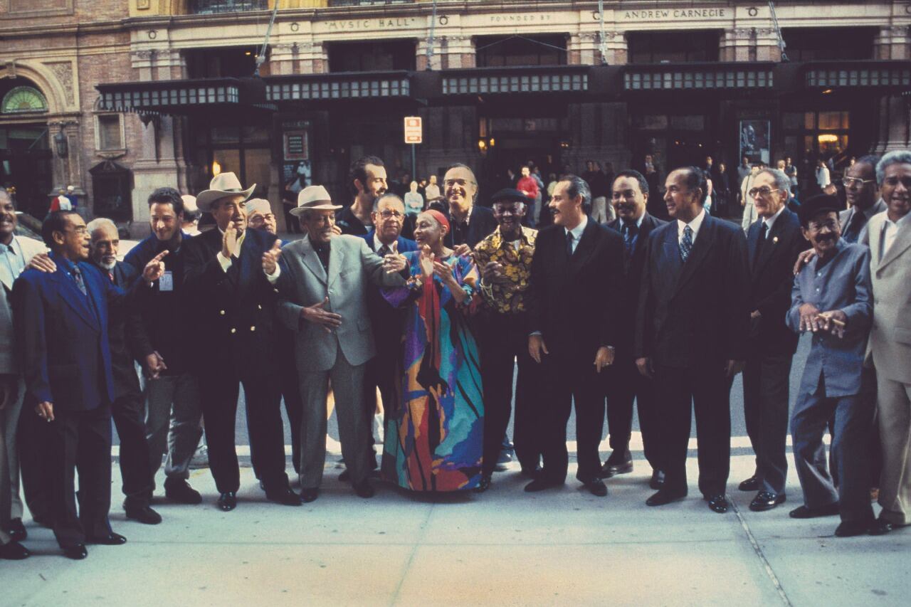 El Buena Vista Social Club antes de su histórica presentación en el Carnegie Hall.