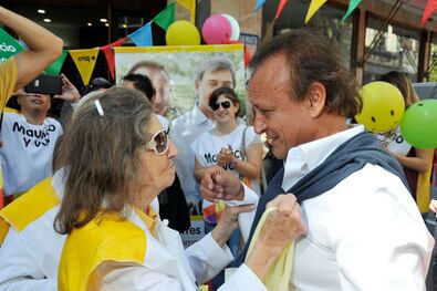 Del Sel, de campaña en Rosario, cuando peleó por la gobernación de Santa Fe.