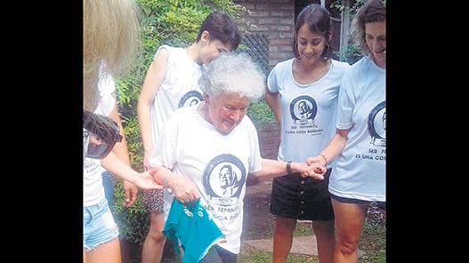 Nora Cortiña, madrina del Norita Fútbol Club.