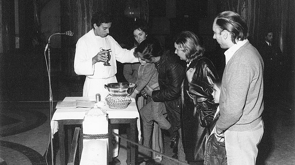 Gazzarri fue secuestrado por un grupo de tareas de la ESMA el 27 de noviembre de 1976.