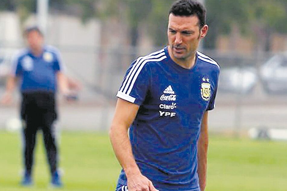 “Es difícil decir si va a estar”, dijo Scaloni de Zárate.