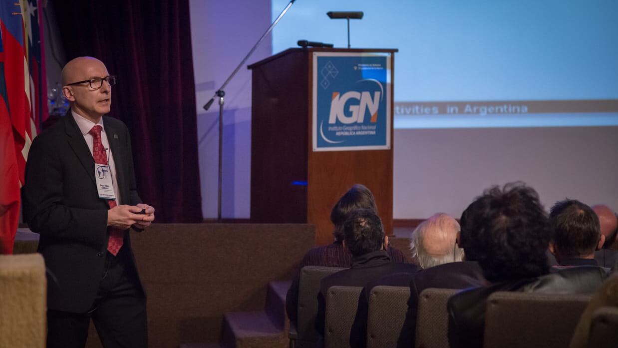 Sergio Cimbaro, agrimensor, presidente del Instituto Geográfico Nacional.