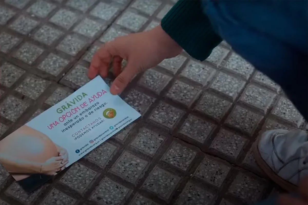 Integrantes de la ONG Grávida están acusados de retener indebidamente a una niña. 