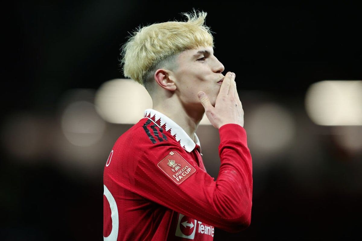 Alejandro Garnacho, cada vez más lejos del Mundial