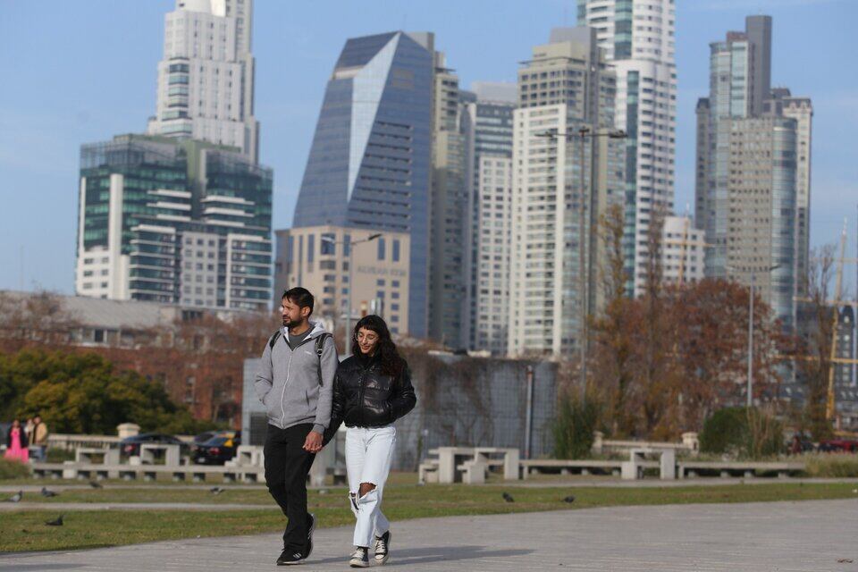 Se acerca el fin de semana largo de cuatro días por el feriado del Día del Respeto a la Diversidad Cultural