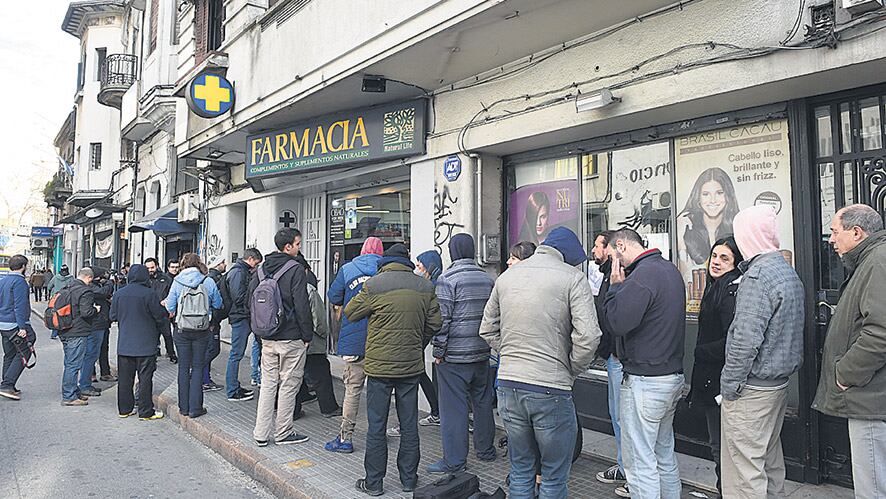 Casi cinco mil personas se registraron para comprar en farmacias.