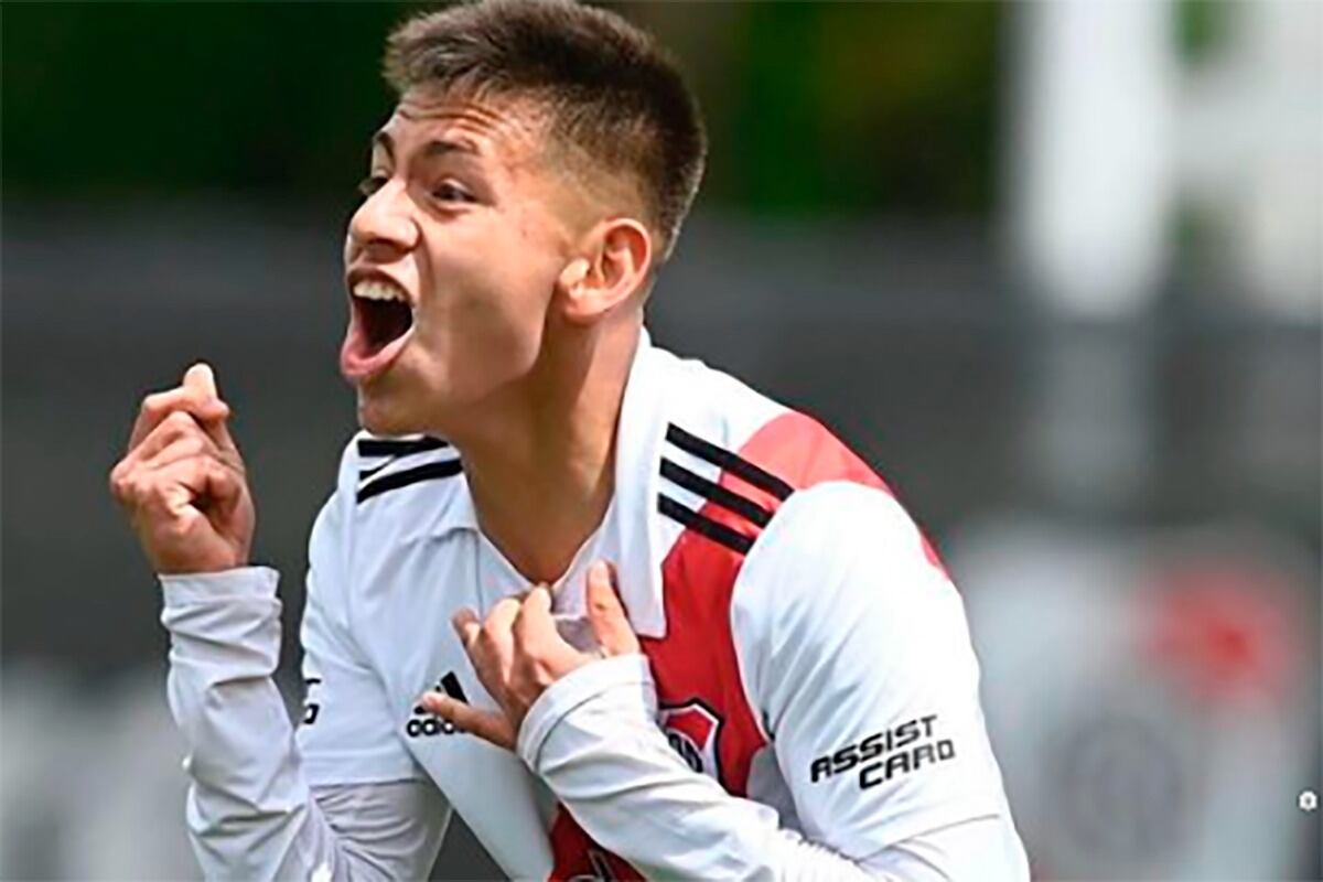 Claudio "Diablito" Echeverri, una de la joyas de River.