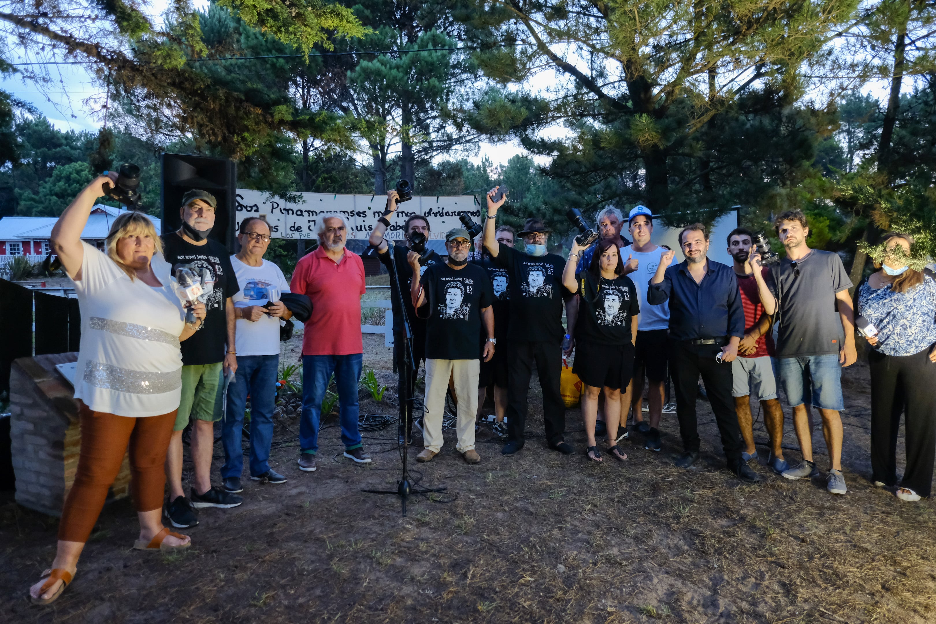Homenaje a Cabezas en Pinamar. Foto: Diego Izquierdo (TELAM) 