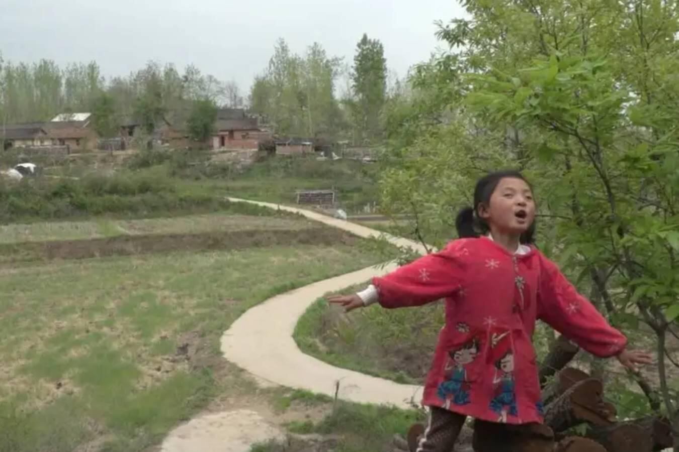 Una escena de "Autorretrato: cuento de hadas en 47KM", de Zhang Mengqi.