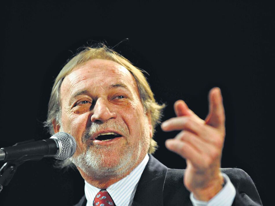 El ex intendente de La Matanza Alberto Balestrini sufrió un ACV en 2010.