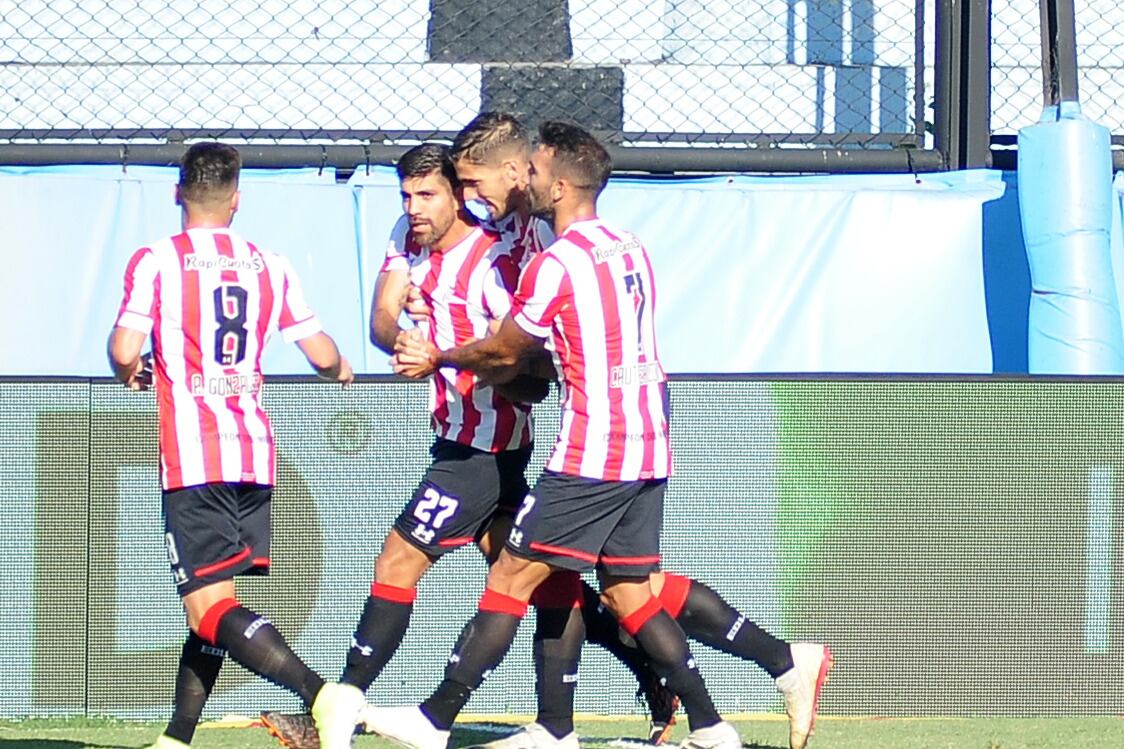 Manuel Castro encabeza un nuevo ataque de Estudiantes.