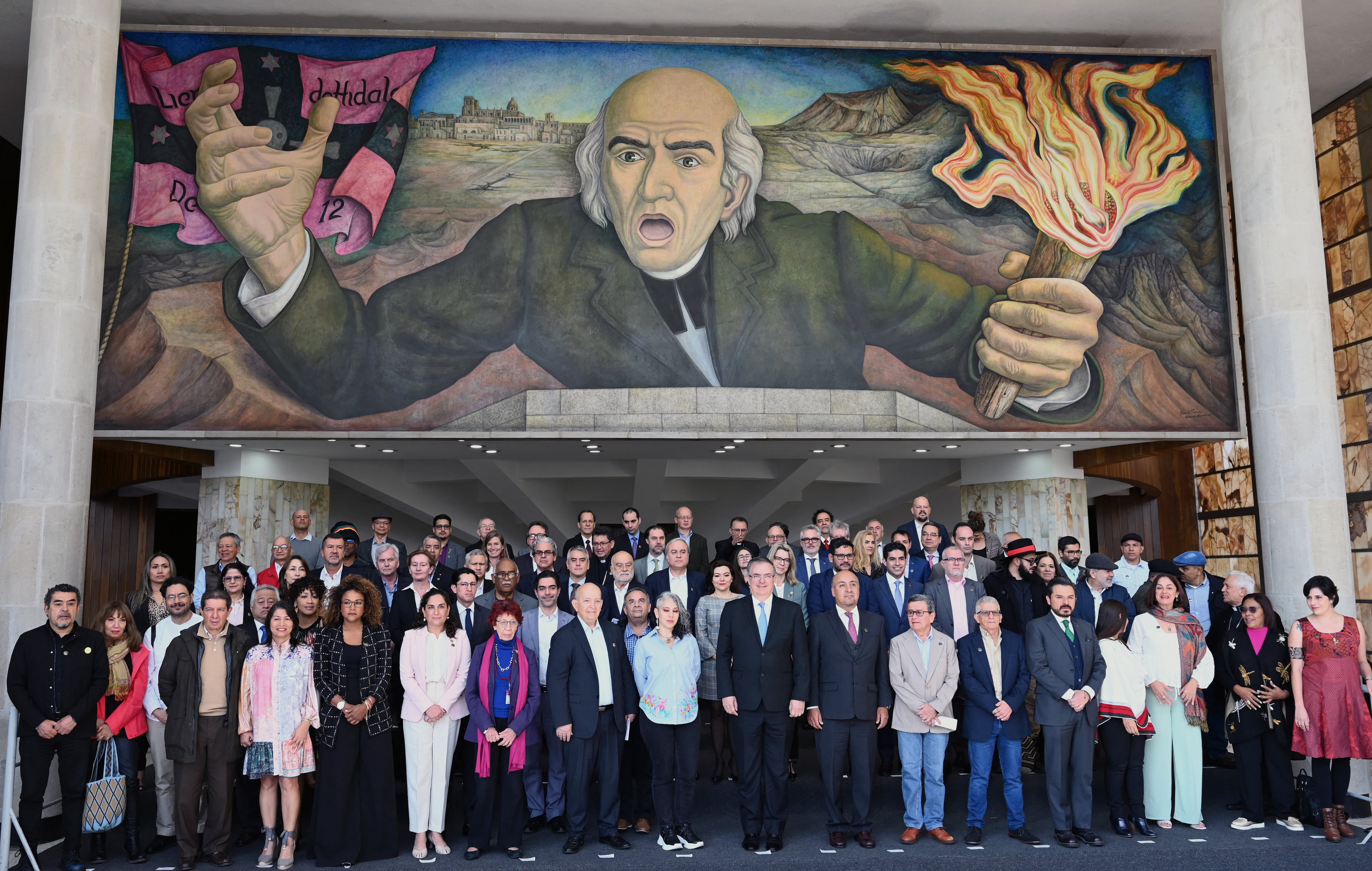 Participantes de la segunda ronda de negociaciones por la paz en la ciudad de México