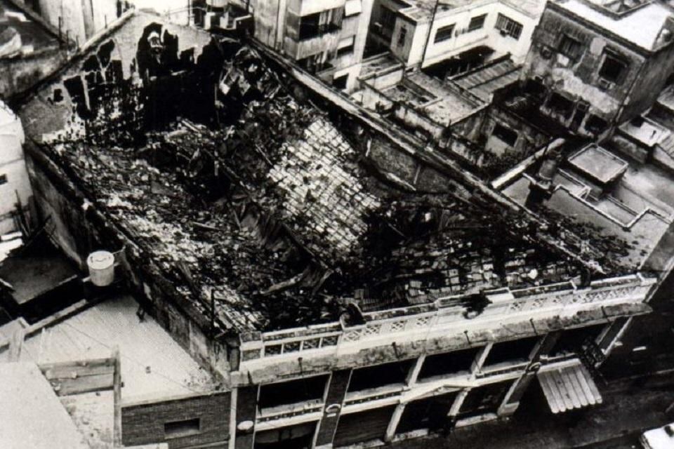 La quema del teatro resultó un boomerang: terminó fortaleciendo al movimiento Teatro Abierto.