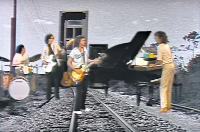 Los casetes fueron pasando de batea en batea durante décadas sin que se conociera su contenido.