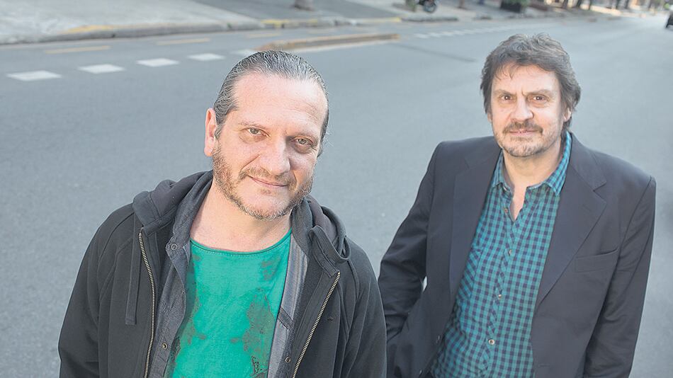 “El aula tradicional, para decirlo en términos nietszcheanos, ha muerto”, aseguran Sztajnszrajber y Pigna.