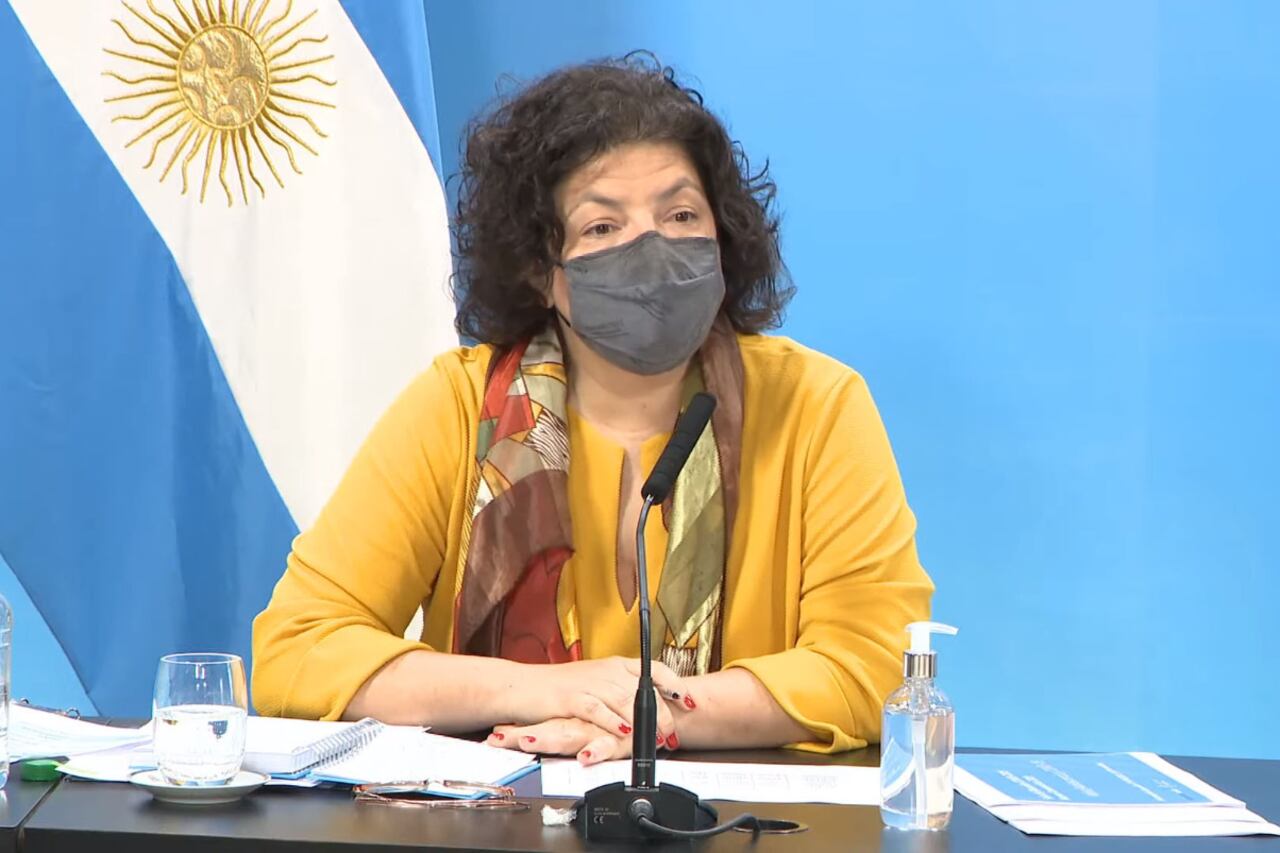 La ministra de Salud, Carla Vizzotti, destacó que la semana pasada fue “la séptima consecutiva en que bajaron los casos” de coronavirus.