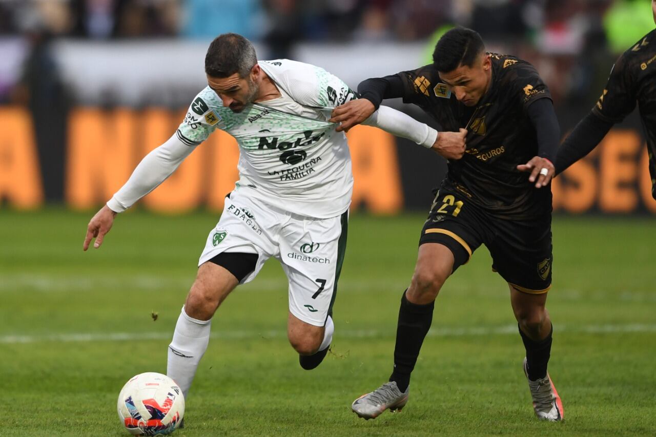 El experimentado López escapa de su marca