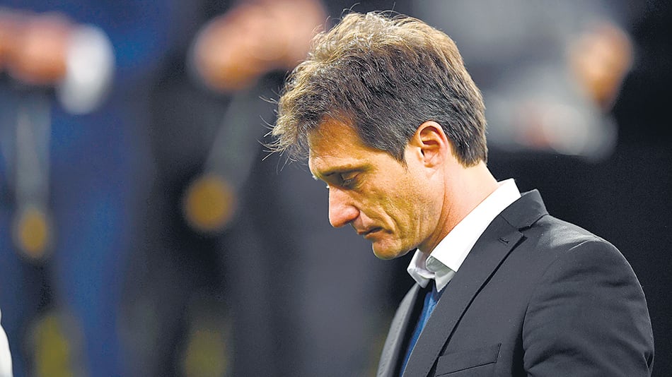 Guillermo Barros Schelotto vivió su hora más difícil como técnico de Boca en el estadio del Real Madrid.